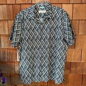 NWOT Tommy Bahama Gray Geometric Print Short Sleeve Camp Shirt in Men's X-Large